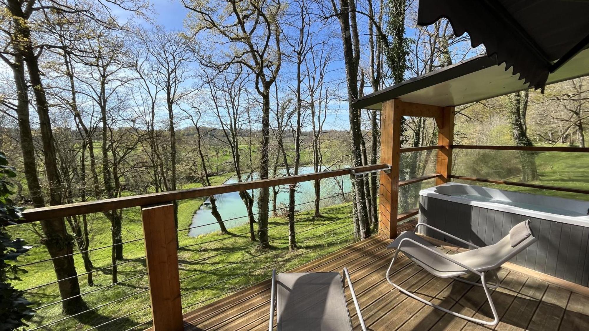 Les Cabanes Du Lac - Spa - Petit Dejeune - Cabane Du Frene & Cabane Du Chene Premium Sevignacq 外观 照片
